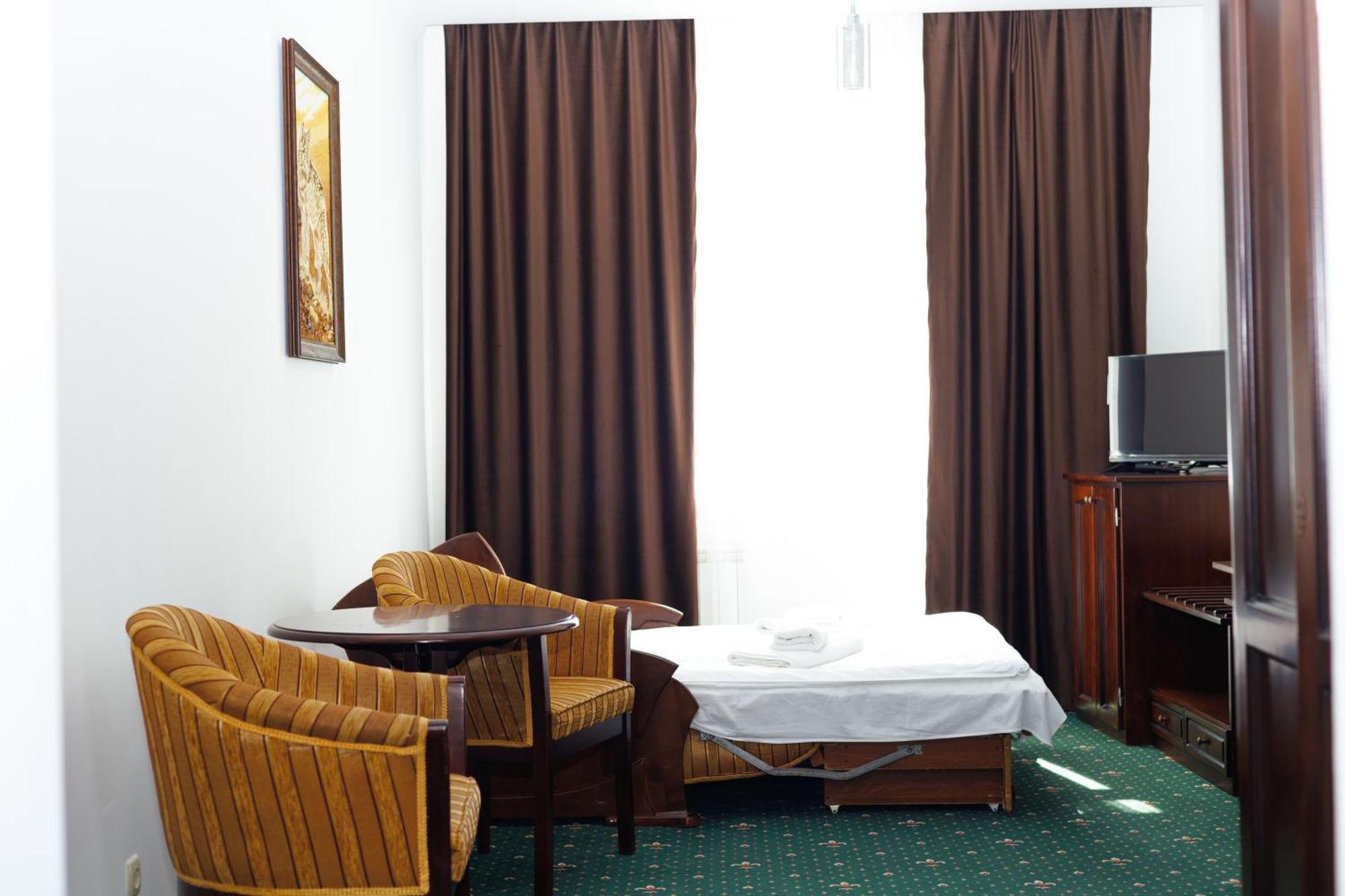 Hotel Solotvyno Resort Exterior photo